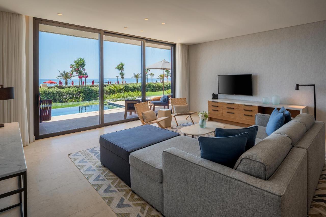 Amara - Sea Your Only View™ Limassol Luaran gambar Living room of a suite at the Hilton Cabo del Sol